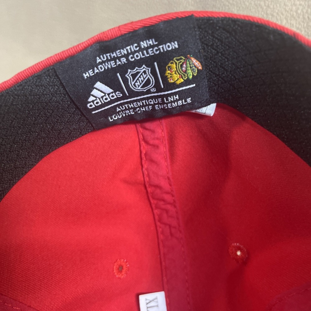 Authentic NHL Headware Collection Adidas. Chicago‎ Blackhawks Hat. Super Flex XL - Picture 8 of 11